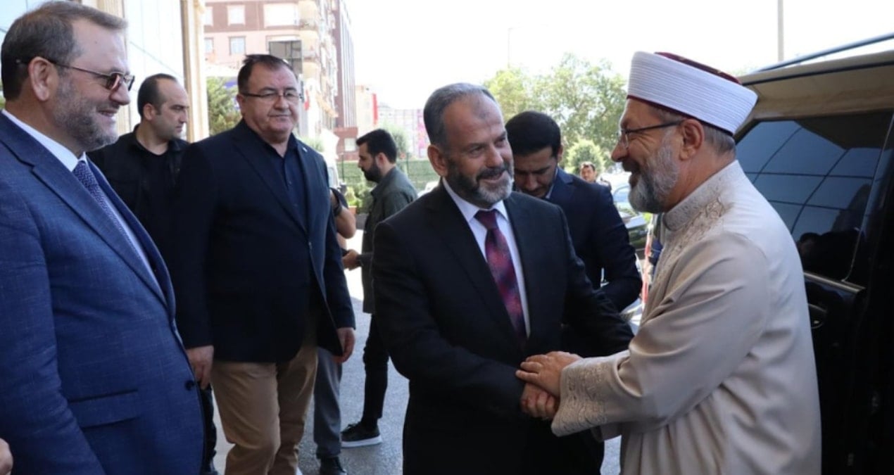 ali hocam da toggdan indi mercedese bindi dGSNbvsJ