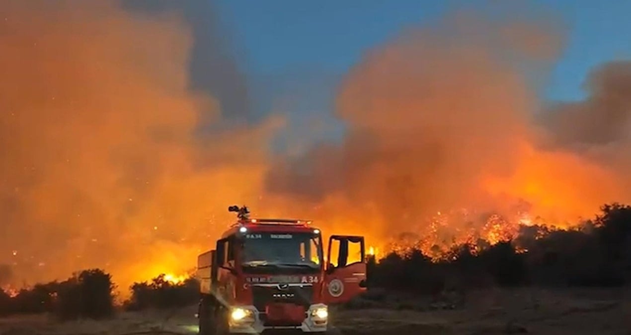 balikesirde ormanlik alandaki yangin korkuttu P1t926vU