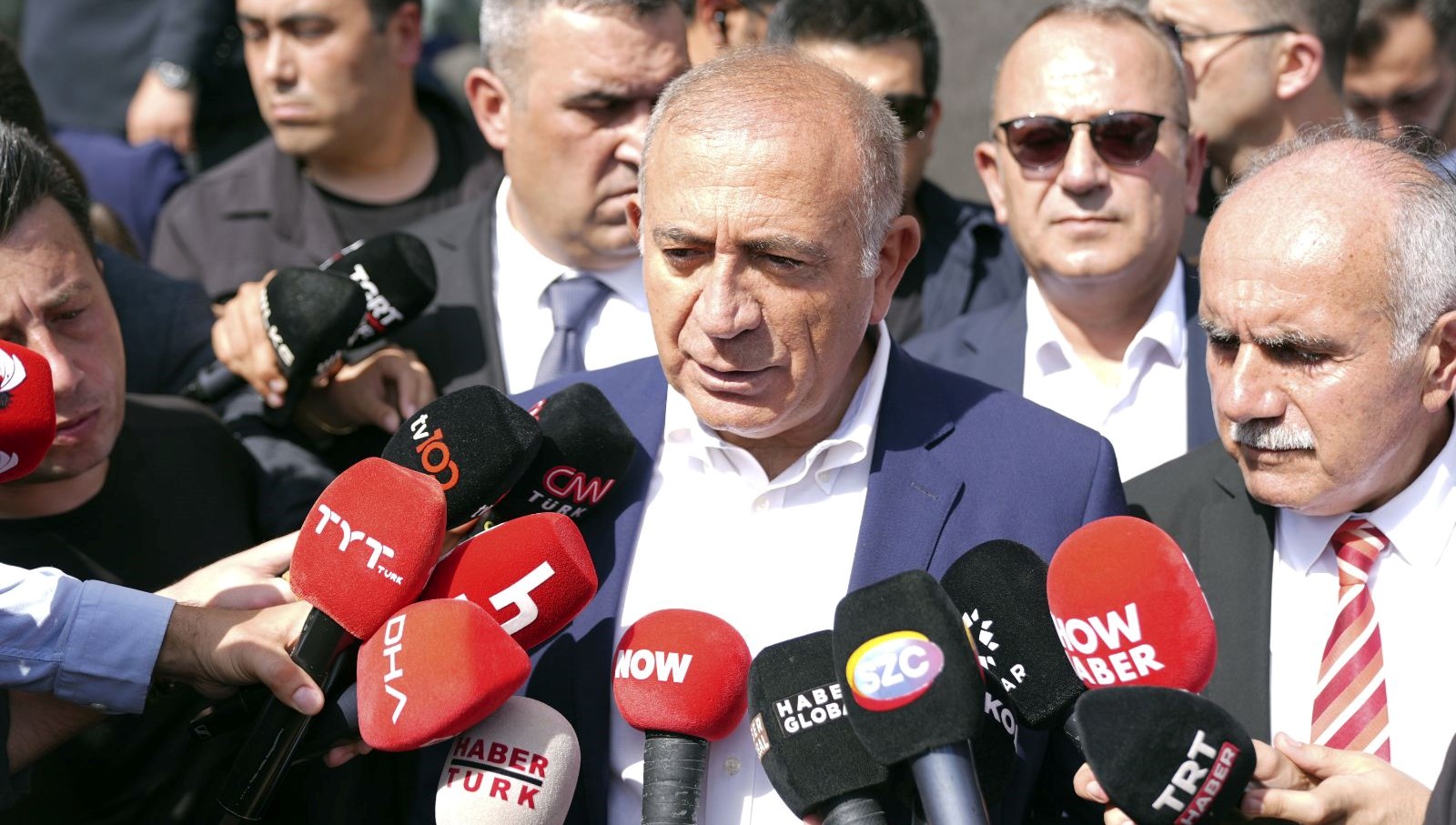 gursel tekin hakkimi haram ediyorum DaaaRcXG