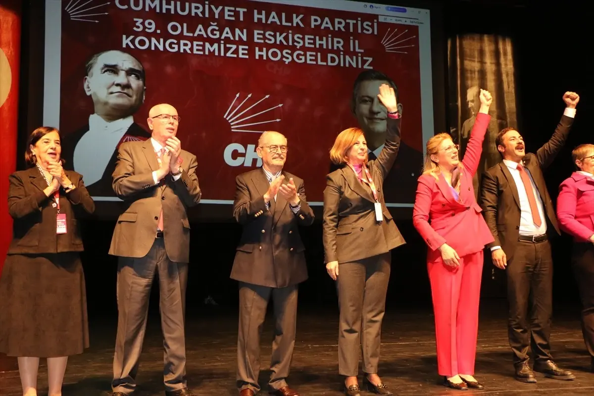 chp eskisehir il kongresi gerceklesti Sg2NM82l.jpg