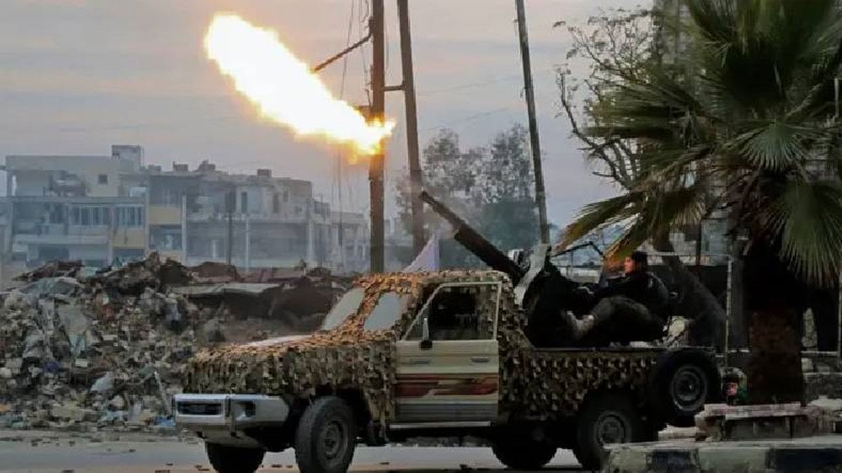 suriye savunma bakani teror elebasi ile gorustu anlasmayi duyurdu 1u9hz5cT