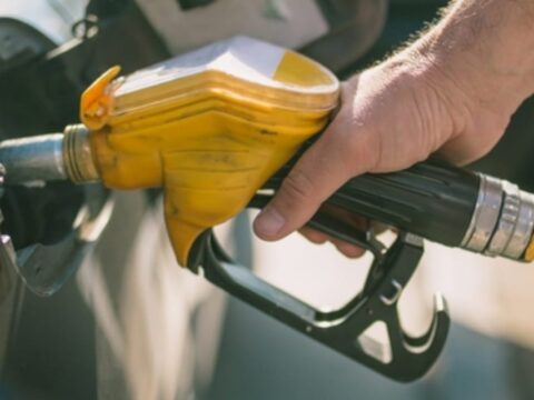 Akaryakıt Fiyatlarında İndirim Sinyalleri